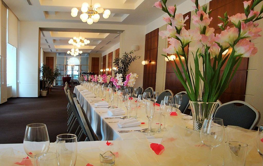 Hotel Slavia Brno Ngoại thất bức ảnh