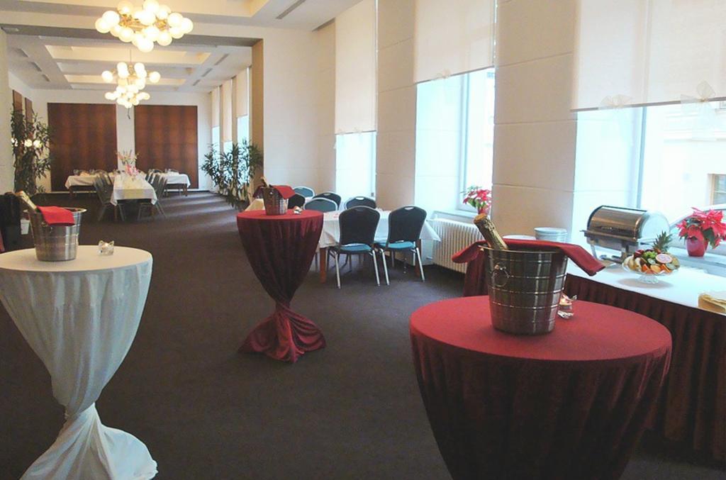 Hotel Slavia Brno Ngoại thất bức ảnh