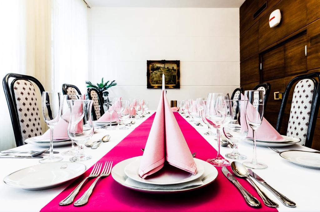 Hotel Slavia Brno Ngoại thất bức ảnh