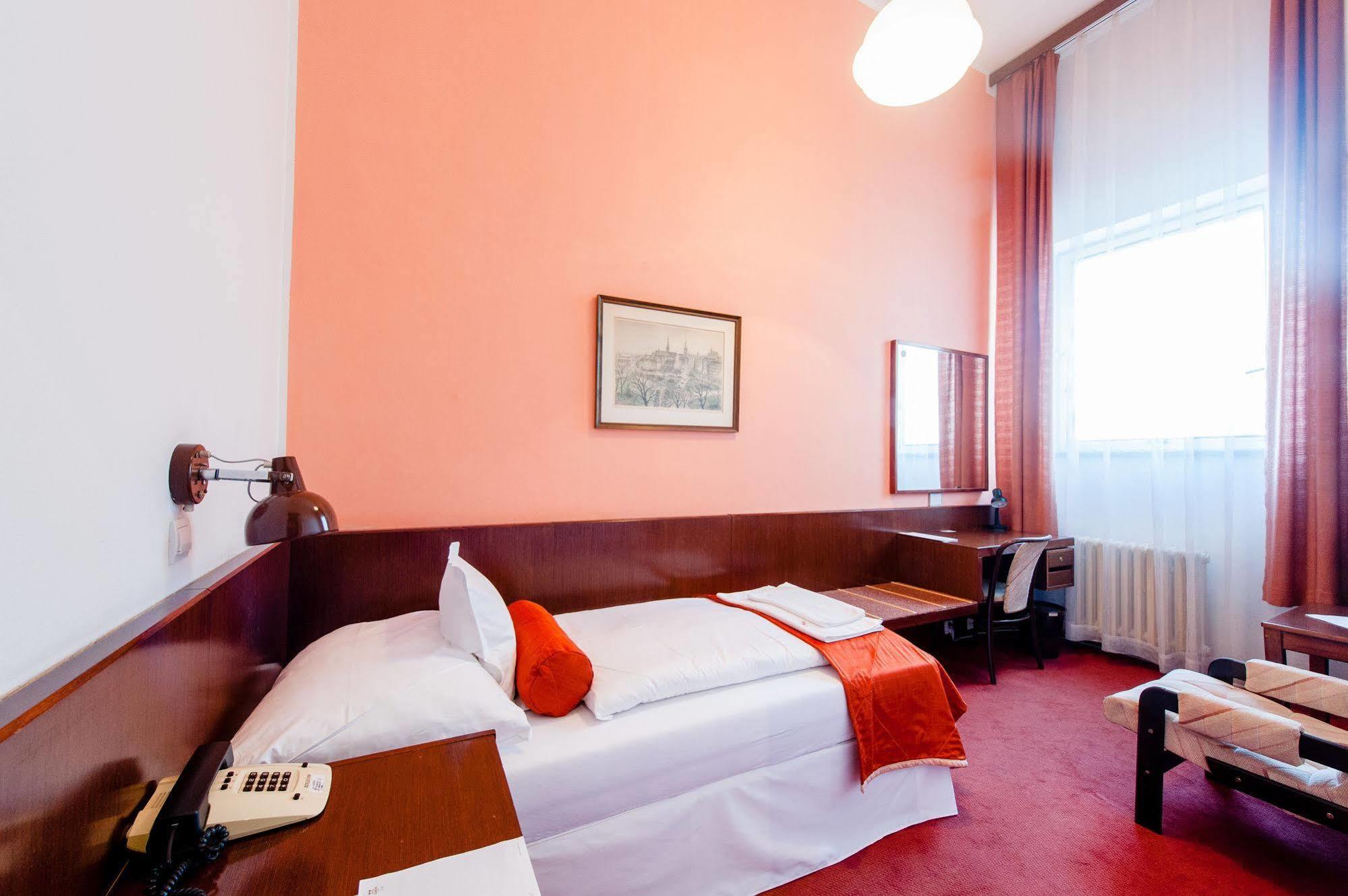 Hotel Slavia Brno Ngoại thất bức ảnh